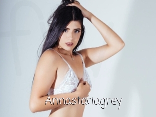 Annastaciagrey