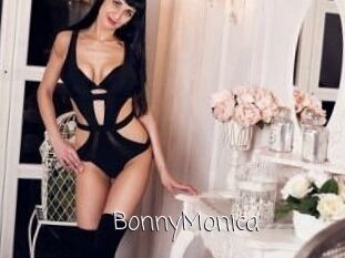 Bonny_Monica