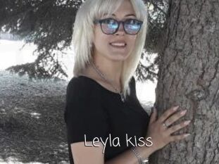 Leyla_kiss