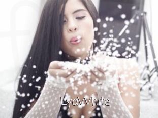 LyaWhite