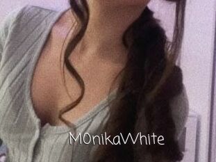 M0nikaWhite