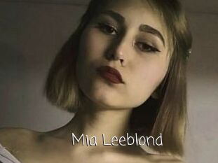 Mia_Leeblond