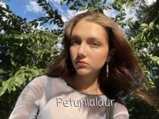 Petunialaur