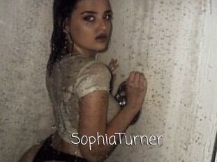 Sophia_Turner